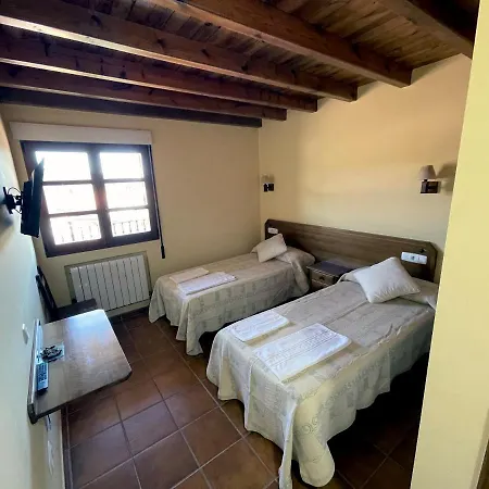 La Guarida De La Lleira Inn Ferreras de Arriba