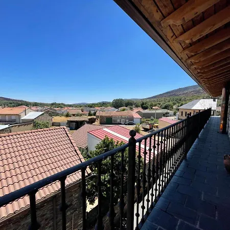 La Guarida De La Lleira Inn *