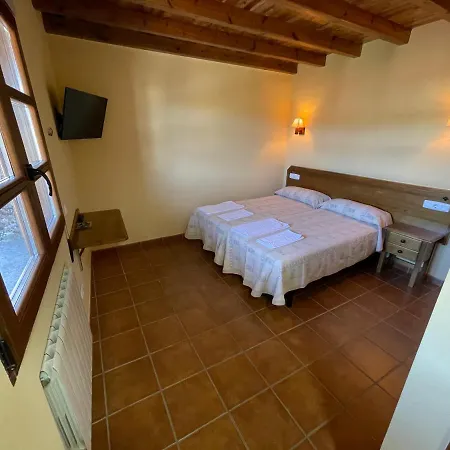 Inn La Guarida De La Lleira *