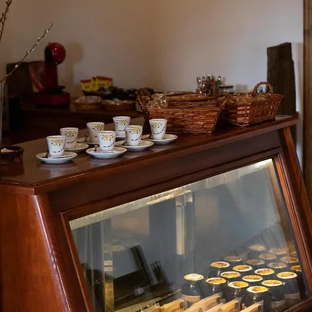 La Guarida De La Lleira Inn *