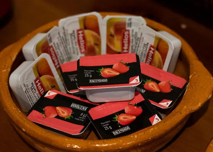 La Guarida De La Lleira Inn