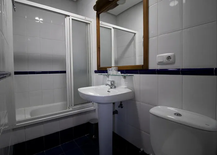 La Guarida De La Lleira Inn *